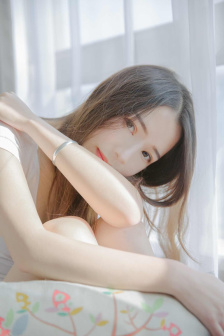 纯白轮舞曲